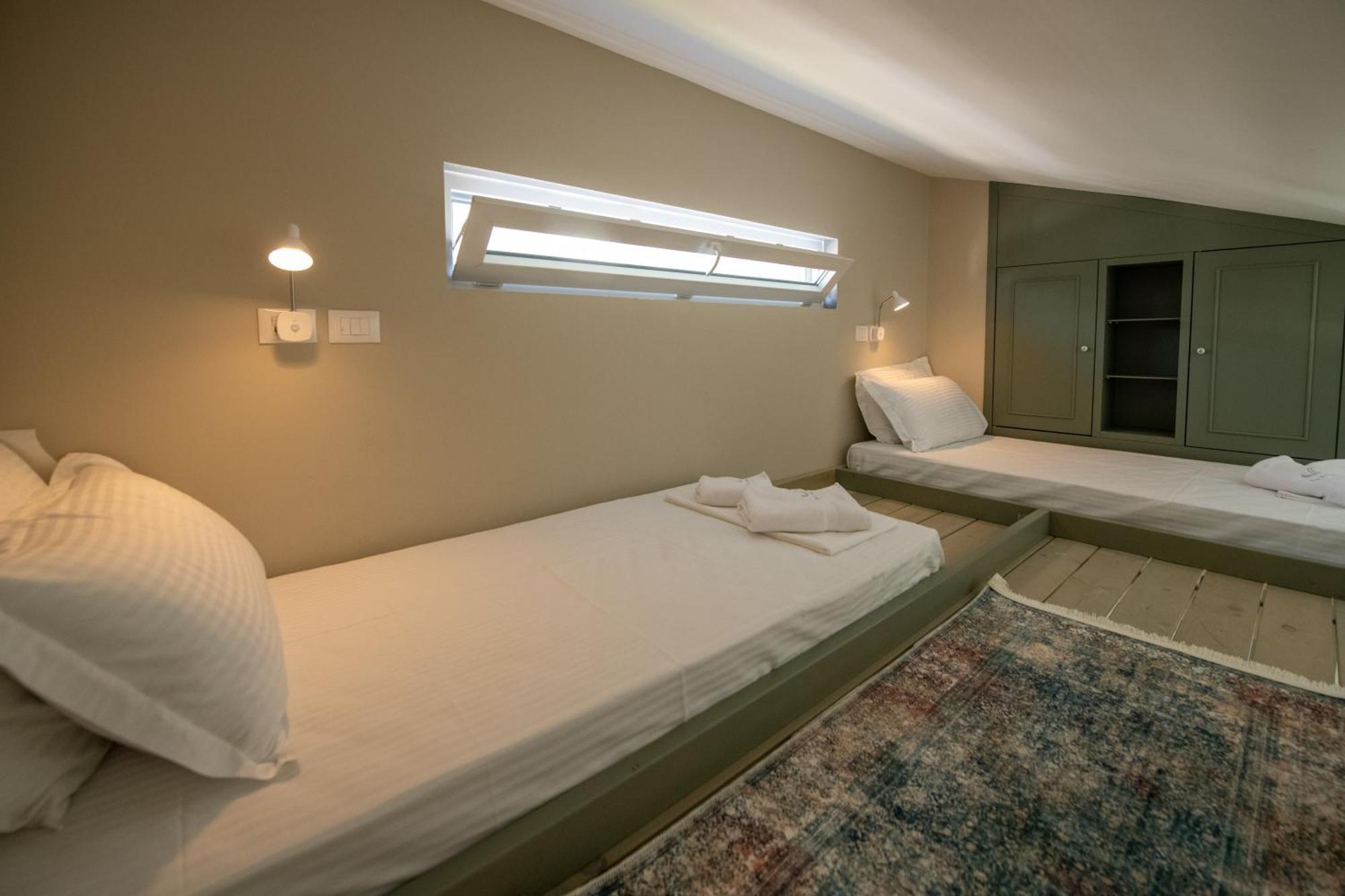 Hotel Vila 11 Durrës Esterno foto