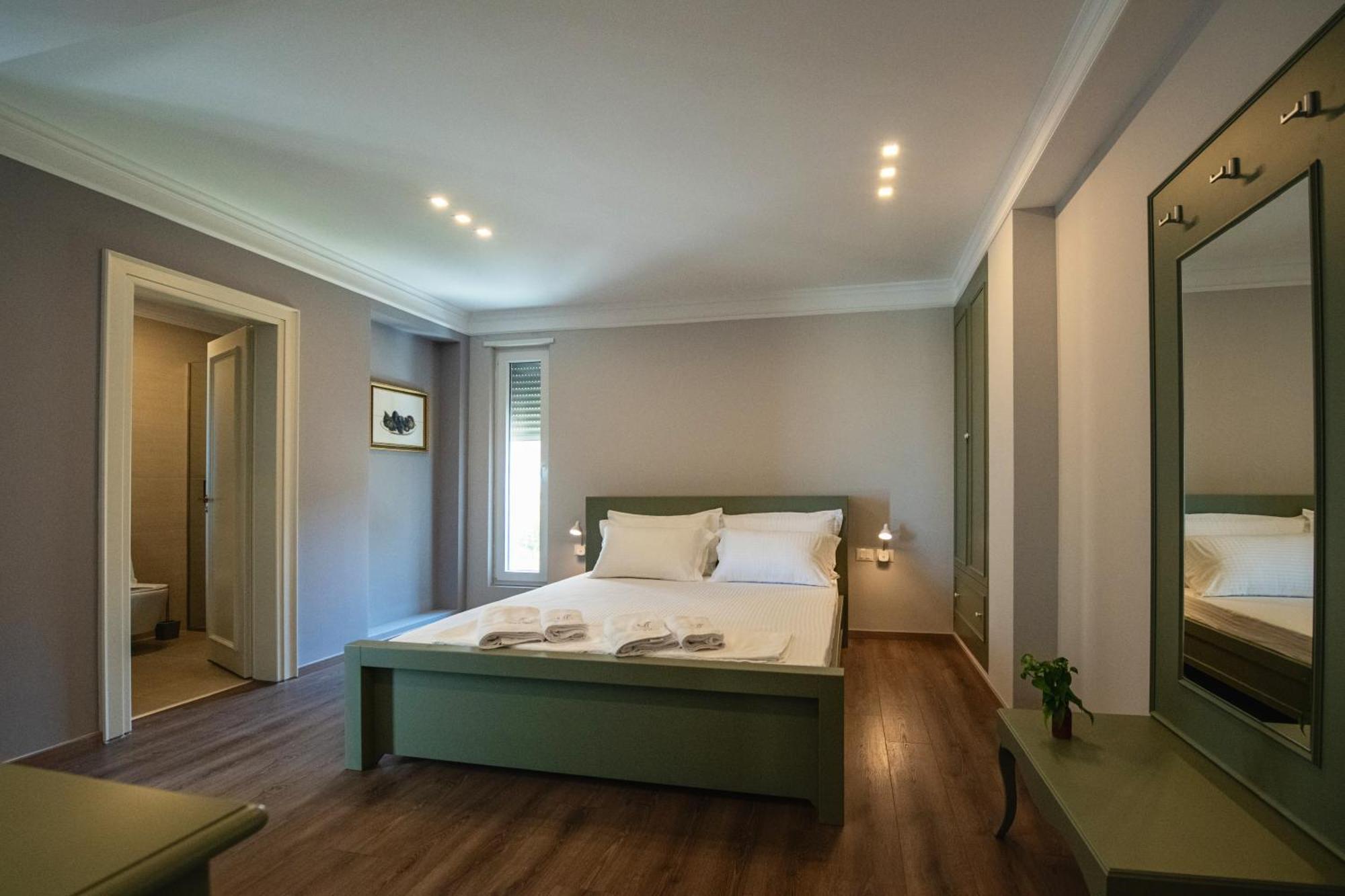 Hotel Vila 11 Durrës Esterno foto